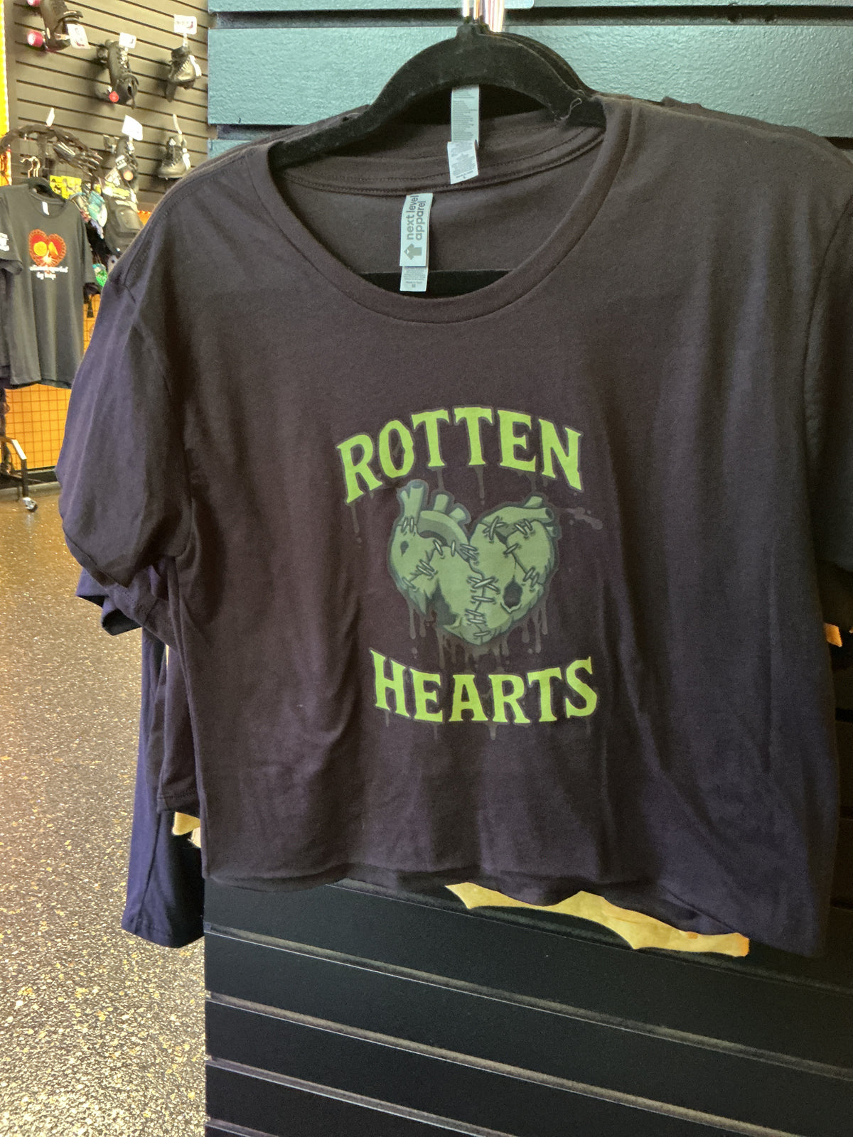 RH Crop-Black/Green Logo