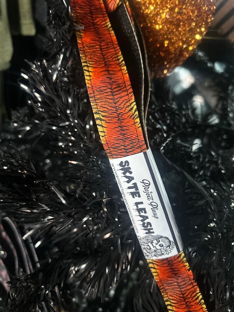 Project Pinup Skate Leash