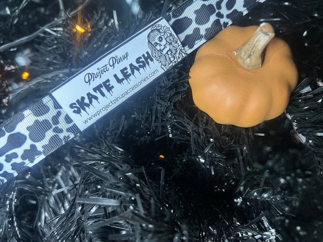 Project Pinup Skate Leash